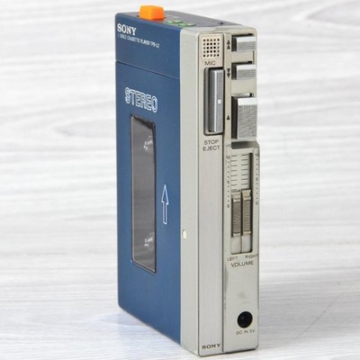 Sony First Generation Walkman Tps-L2 Guys Dolls Vintage JPN