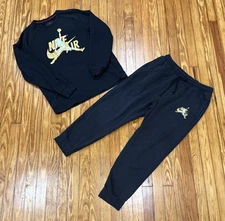 Air Jordan Jumpman Men’s Sweatsuit Size XL Black Gold Sweatshirt & Sweatpants