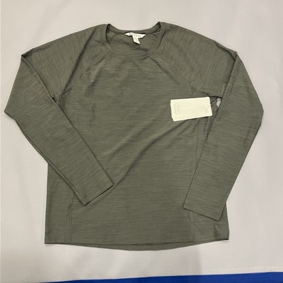 Athleta Gray Ultimate Textured Long Sleeved Train Top Womens Size Medium NWT