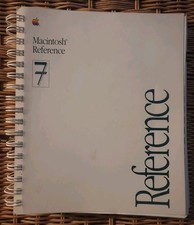 Apple Macintosh Reference 1990 VTG 90s Mac