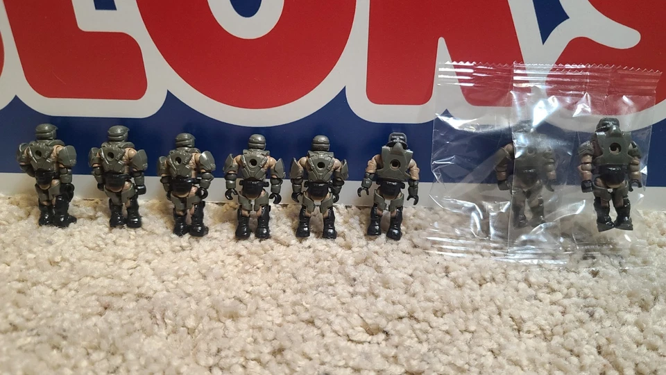 Mega Bloks Construx Halo Yankee Marines Flamemarines Squad Lot - Image 3 of 3