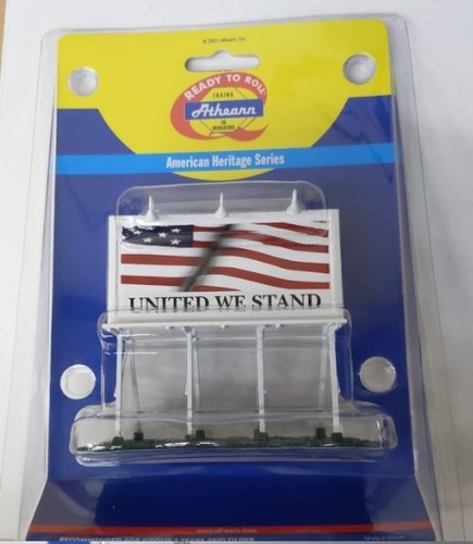 Valla publicitaria Athearn 7662 HO War Bonds bandera estadounidense United We Stand | Condition: New