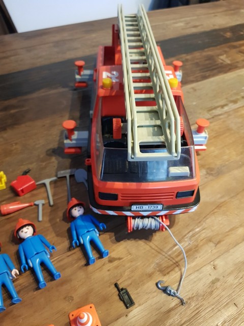 Playmobil Vintage 3525 - Grande échelle Et Camion De Pompier - 1981