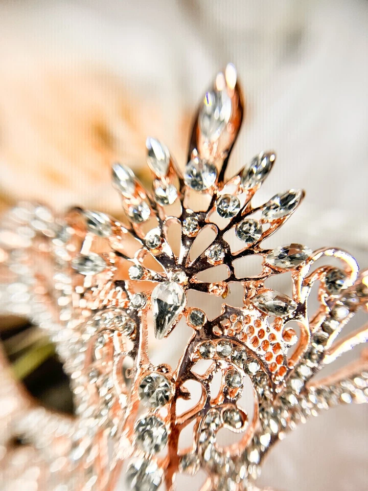 Masquerade Mask Luxury Crystal, Rhinestone Gold Eye Mask, Elegant Party Mask - Image 4 of 4