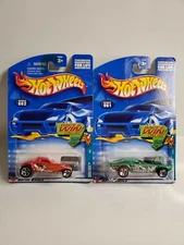 2002 HOT WHEELS SPARES 'N' STRIKE SERIES ~ LOT OF 2 ~ COLLECTOR #61 / 62