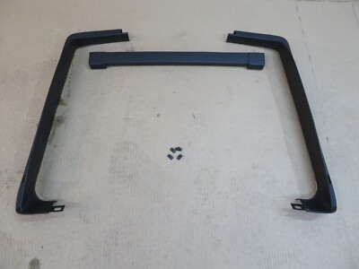 BMW E30 Touring Kofferraum Verkleidung/ Leisten für die Heckklappe innen