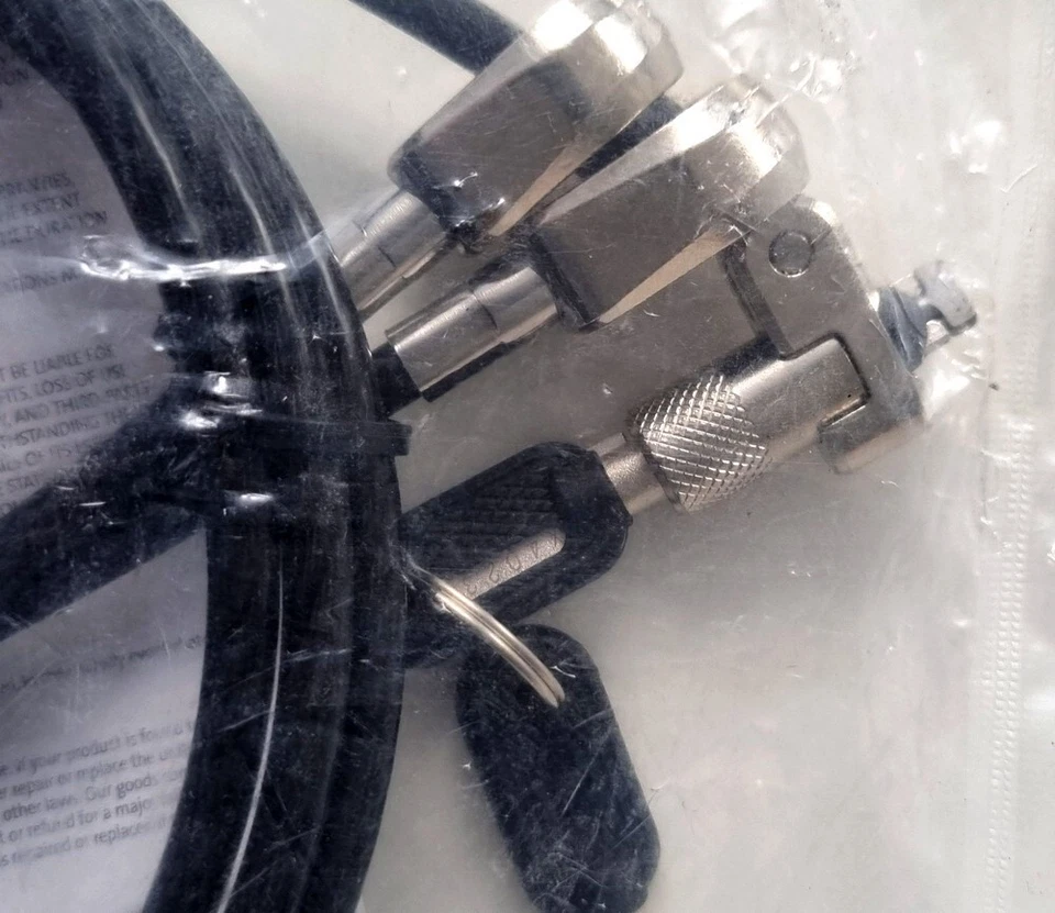 Kensington MicroSaver 2.0 / Nanosaver Keyed Triple-Head Laptop Lock K66648EU - Image 4 of 4