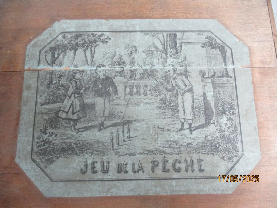 TRES ANCIEN JEU "JEU DE LA PECHE " EN BOITE JEU ADRESSE QUILLE - Photo 2/4