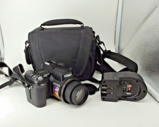 Nikon Coolpix 8700 8 Megapixel Digital Camera Bundle, Case, CD, Charger.