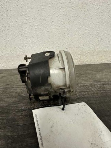 Lámpara antiniebla Chrysler Town & Country 2005-2009 fabricante de equipos originales montada parachoques - Imagen 3 de 12