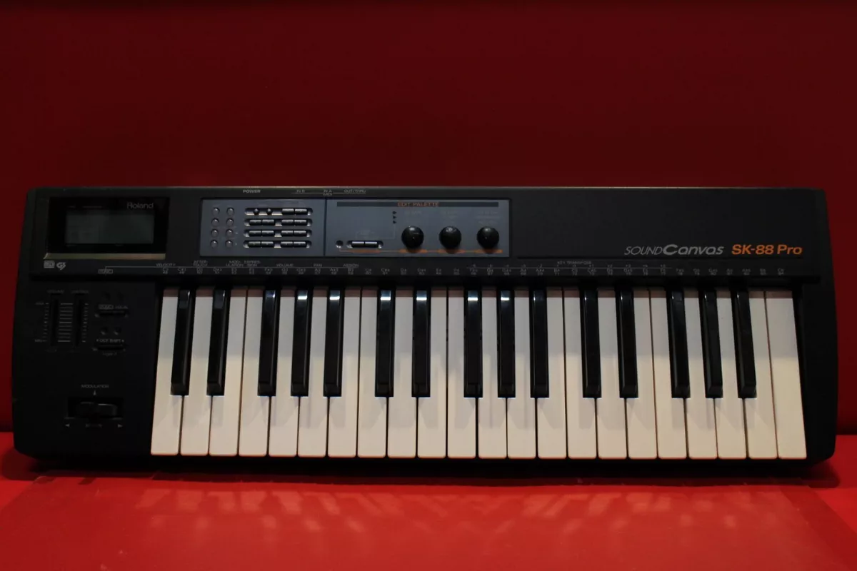 USED Roland SK-88 PRO Sound Canvas Sound Module Keyboard U1968 230907