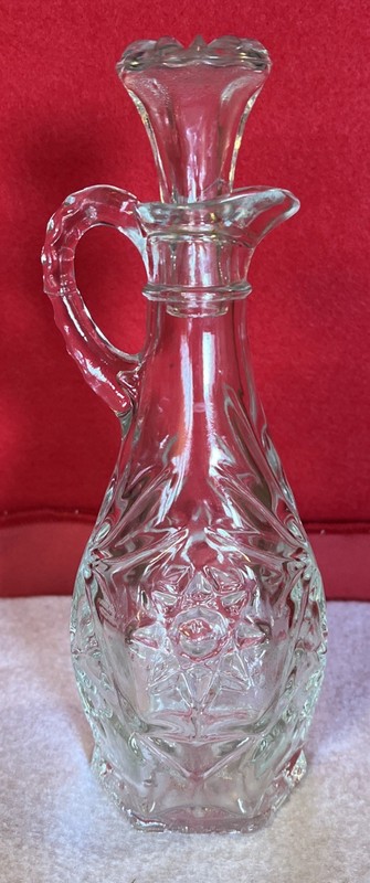 VTG. Anchor Hocking Early American Prescut Glass Oil Or Vinegar Cruet W/ Stopper