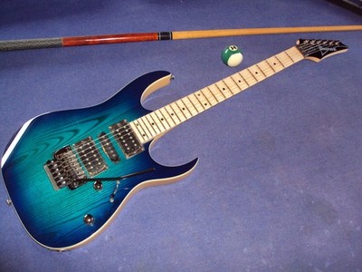 Scalloped IBANEZ  RG 370 AHMZ blue moon burst,playing ala Yngwie,Ritchie & Co!