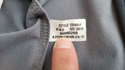 Giacca a vento Under Armour Storm Light con zip e cappuccio - taglia Youth Medium - usata in ottime condizioni - Foto 9 di 11