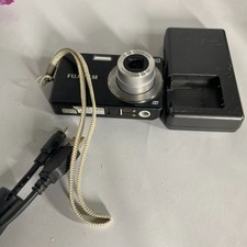 Fujifilm FinePix J20 10.0MP Digital Camera Black  Battery Charger