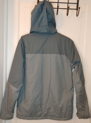 Guide d'achat pour choisir une veste de pluie imperméable pour la randonnée