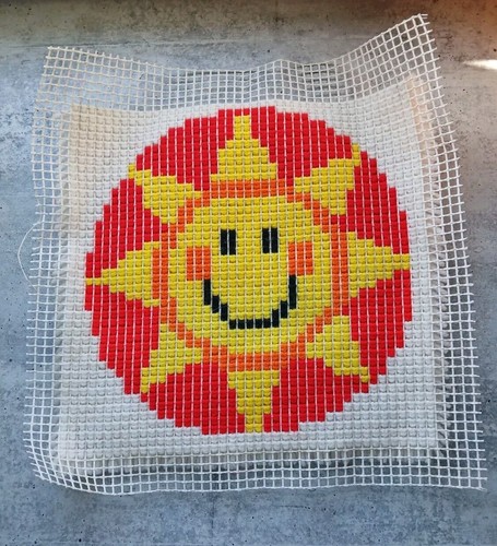 Sonne Smiley Gesicht Riegel Haken unfertiges Stück Kunsthandwerk Kitsch Retro Vintage - Bild 2 von 3