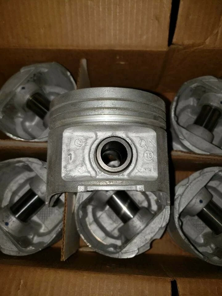 Federal Mogul Pistons 350P.030 for 1966-71 Chrysler 7.2L 440 OHV Set of 8 - Image 2 of 3