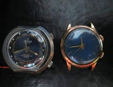 Konvolut 2 Armbandwecker-Uhren: Sorna Kal Ronda 1223-21 u. Lusina Kal AS 1475