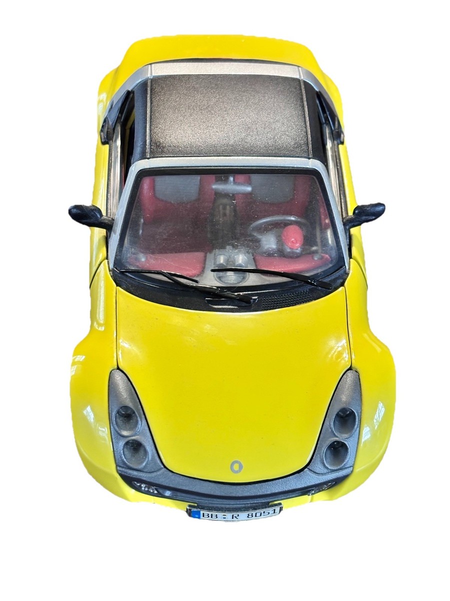 BBURAGO BURAGO 16174 SMART ROADSTER COUPE YELLOW GREY MIB 1/18 | eBay