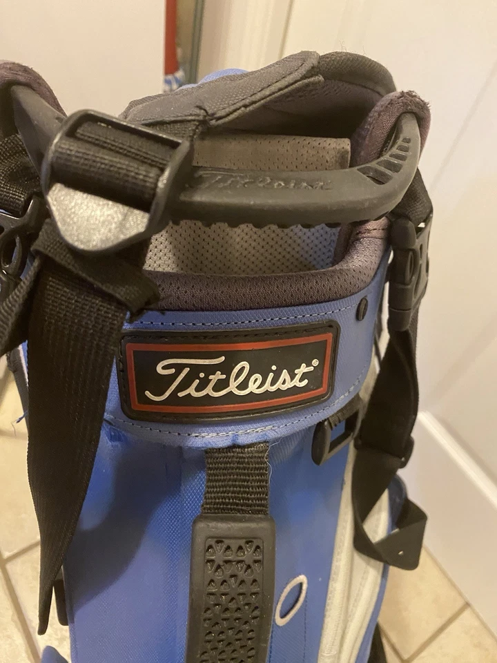 "Bolsa de golf Titleist de 4 vías azul marino 6 bolsillos y correa para el hombro 35""" Foto 3 de 4