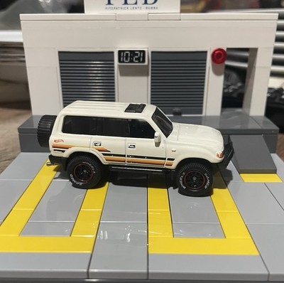 2023 HOT WHEELS Toyota Land Cruiser Prototype Real Riders  Mint