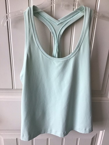 🌼Lululemon Crop Cool Racerback *Nulu Mint Green Size 10 EUC ⭐️⭐️⭐️