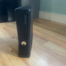 Microsoft Xbox 360 slim 4gb console full working order
