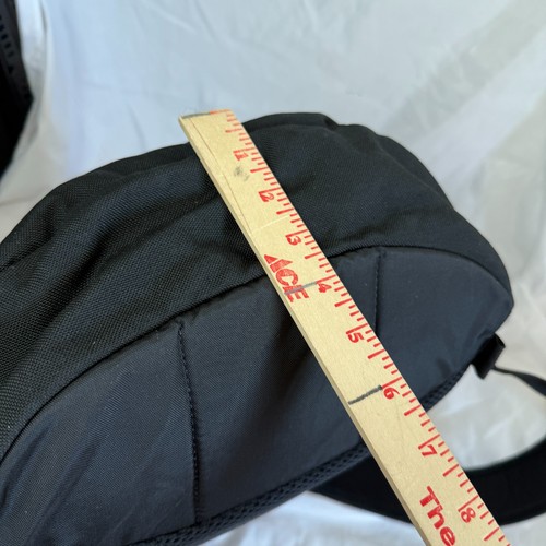 Tom Bihn Synapse 25 Everyday Carry Backpack Black 25 L Outdoor Hike Gorpcore - Picture 10 of 14