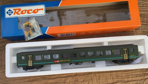 Okt ROCO 44323 H0 1:87 Schweiz SBB CFF FFS 2. Kl. Personenwagen Schlierenwagen | Zustand: Neu