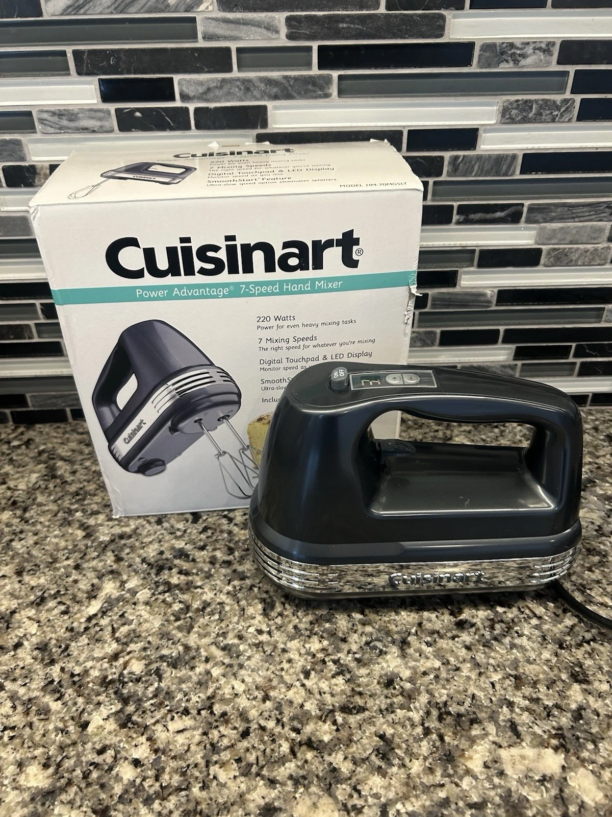 Cuisinart HM-70 7 Speed Hand Mixer - Black Tested/Working In Box
Opens in a new window or tab