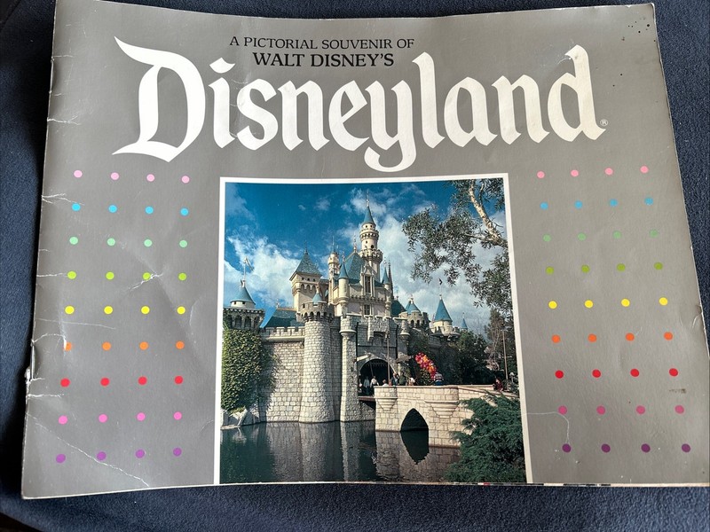 1980's Walt Disney's Disneyland Pictorial Souvenir Book -  Vintage