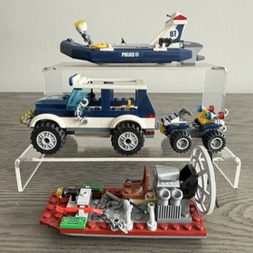 LEGO CITY: Swamp Police Station (60069) Near Complete with Minifigures 2015