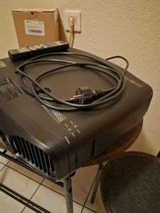 epson beamer full hd, EH-TW 9200W, lampenlaufz. 1396 Std. 2 Ersatzlampen,