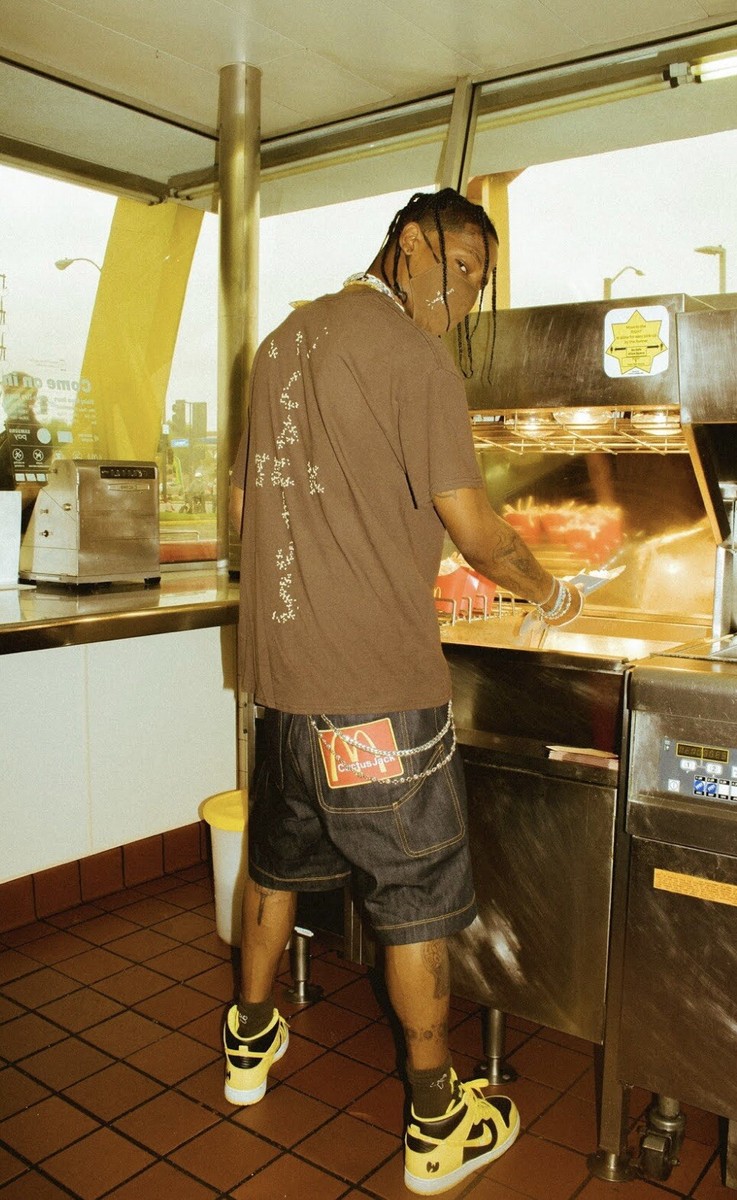 Travis Scott X McDonalds T-shirt Sesame III Size L | eBay