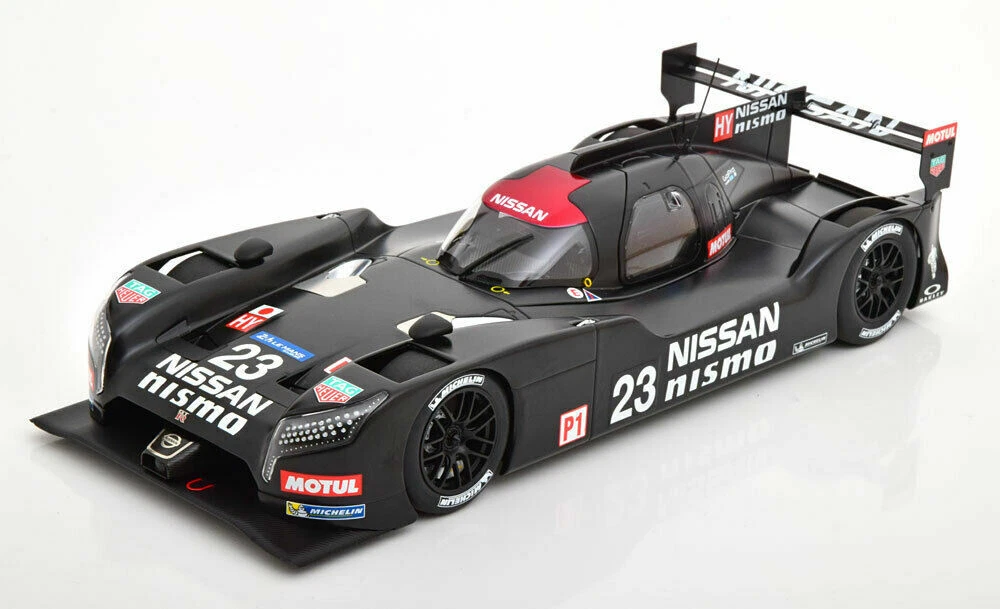 2004・2005 オートアートNISSAN TEST CAR セット売り