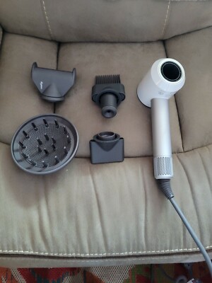 Dyson Supersonic Hair Dryer - White/Silver with all attachments. Only used once.