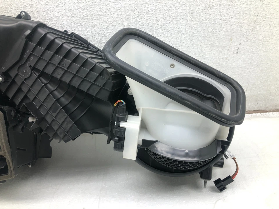 Mercedes R172 SLK SLC 2012-2020 CLIMATIZACIÓN NÚCLEO EVAPORADOR NÚCLEO SOPLADOR ESTUCHE OEM Foto 4 de 4