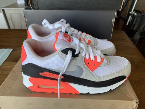 Nike Air Max 90 'Infrared' 2010 Sneaker 