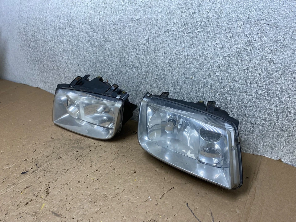 Faros izquierdo+derecho Volkswagen Jetta 2002 a 2004 OEM V0572 DW Foto 2 de 4