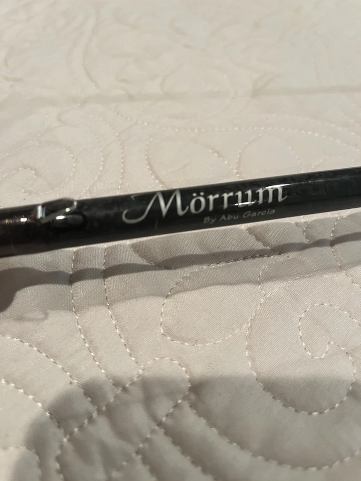 Combo de molinete Abu Garcia Morrum posto à mão 6 pés 8 polegadas (MLC681MH) e M5600C - Imagem 3 de 4