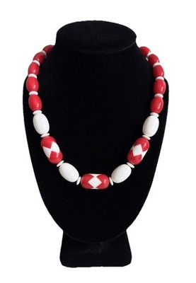 Vintage Bold Retro Red White Patterned Lucite Beaded Necklace Hidden Clasp 19.5''