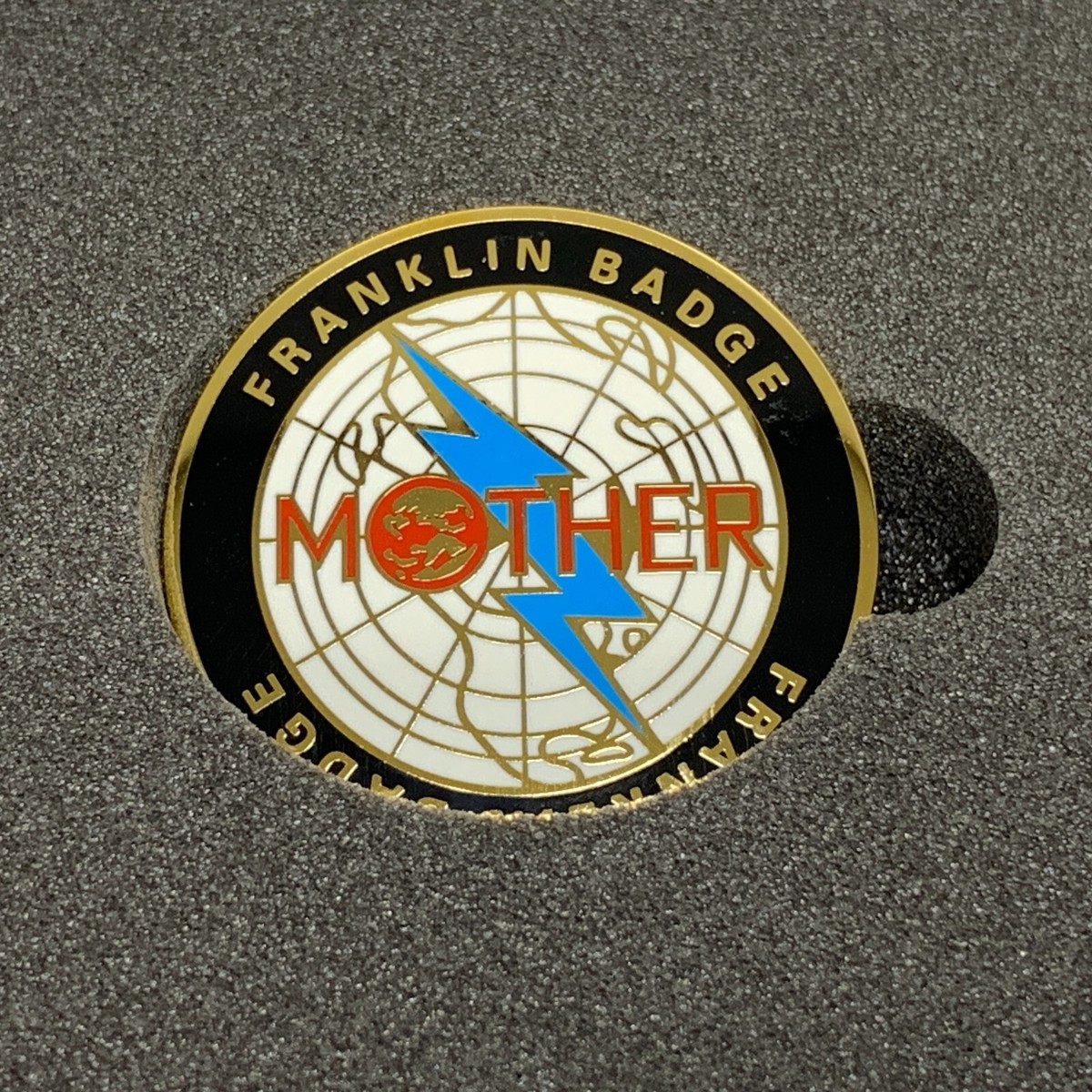 Nintendo Hobonichi MOTHER Franklin Badge PROOF OF GUILD Authentic