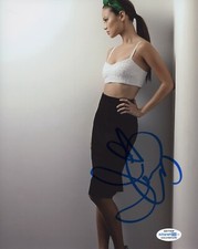 Jamie Chung Sexy Autographed Signed 8x10 Photo ACOA