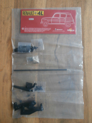 Lot Altaya 1/8 – Pièces Renault 4L, Plusieurs Numéros 38, Sachet (occasion)