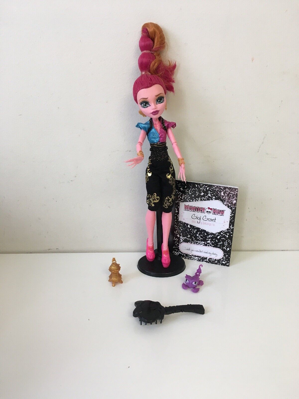 I rlly wish G3 Had diaries, I love collecting them : r/MonsterHigh