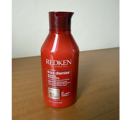 Redken Frizz Dismiss Shampoo 300 ml 