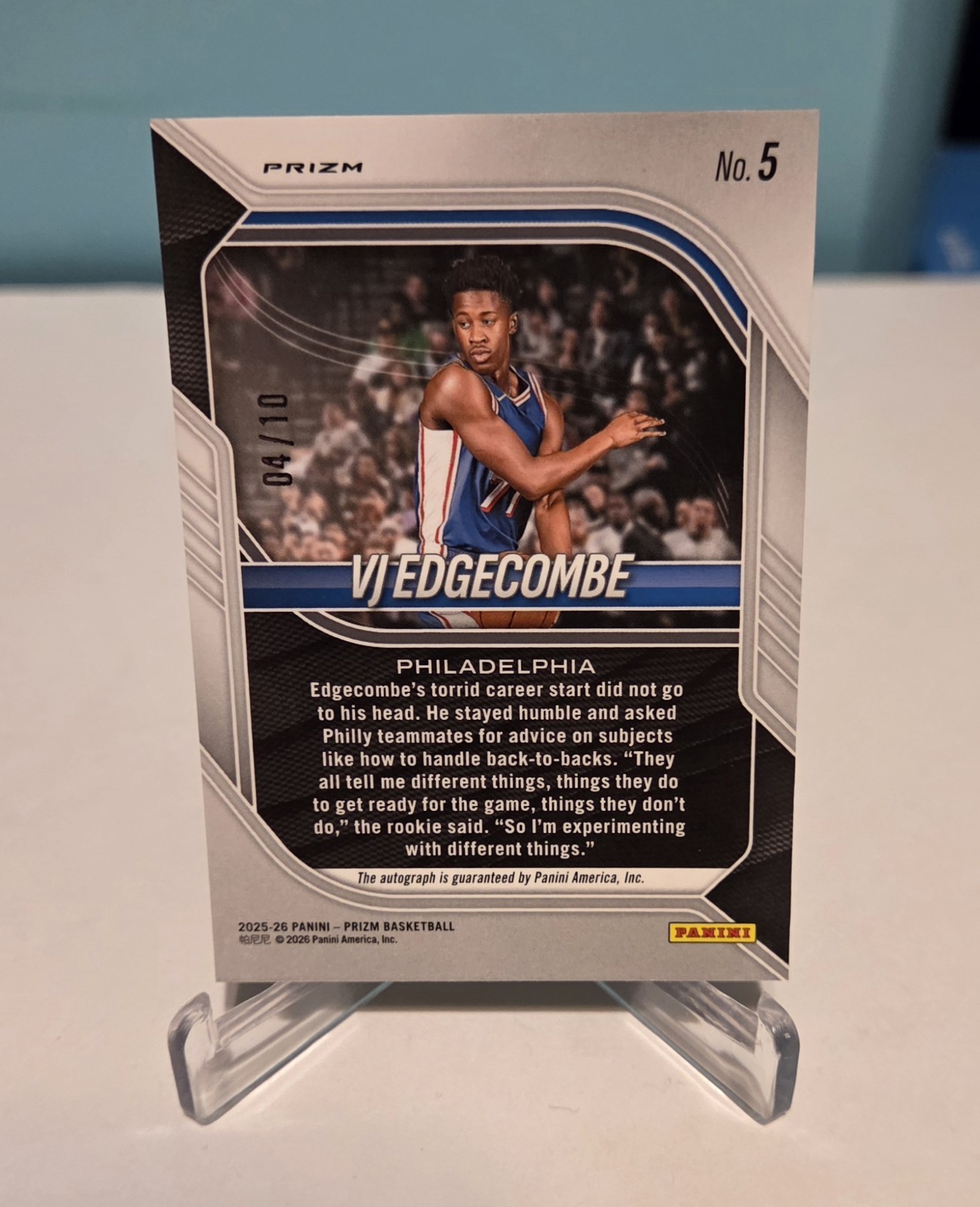 VJ Edgecombe Panini Prizm Auto Gold FOTL /10 RARE RC π₯ LeBron SIXERS Baylor NBA view 2