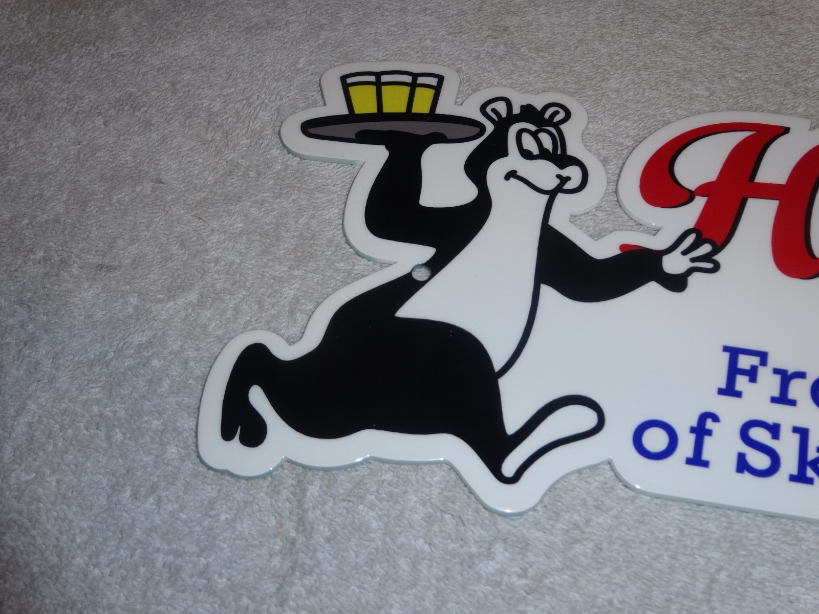 VINTAGE HAMM'S BEER BEAR SERVING HAMMS 1' METAL SKY BLUE WATER GASOLINE OIL SIGN