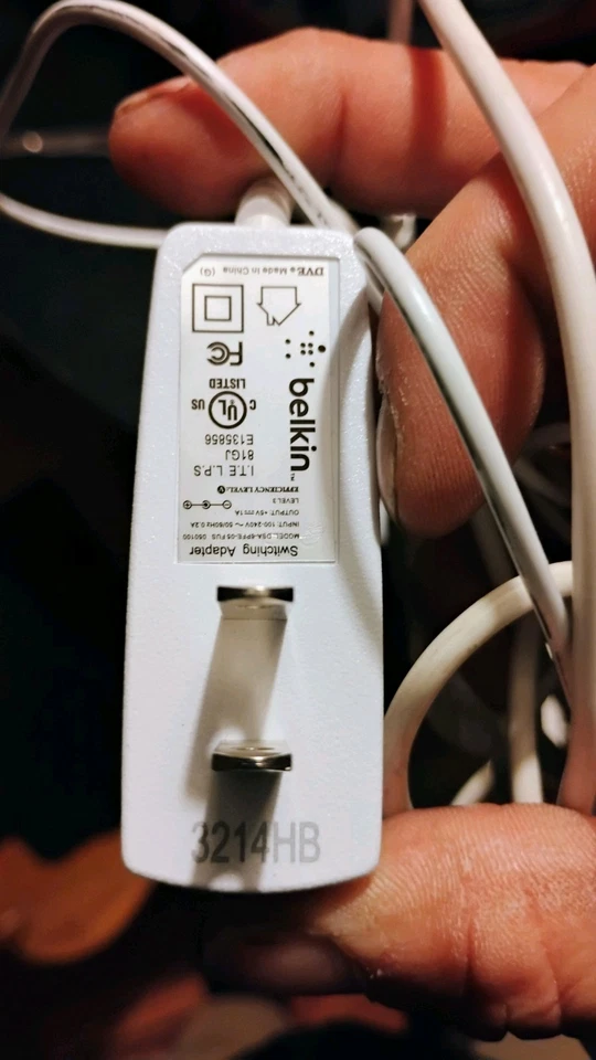 Belkin F7D7606 NetCam HD + Cámara IP de redes inalámbricas blanca Lote de 2 probadas Foto 4 de 4